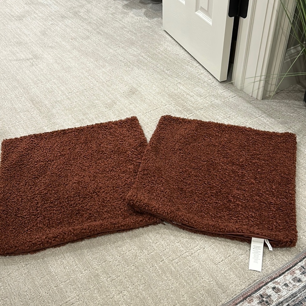 pottery barn cozy teddy pillow covers.Adobe 20 x 20. NWOT 2 available